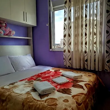 Amaris Durres